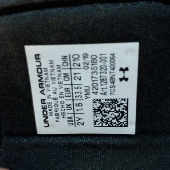 Under Armour Slip-Ons - Picture 5 of 5